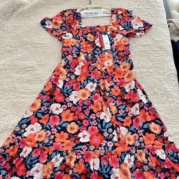 COPY - Draper James Square Neck, Maren Martina Midi Dress in Wildflower Bouquet… - Picture 2 of 6
